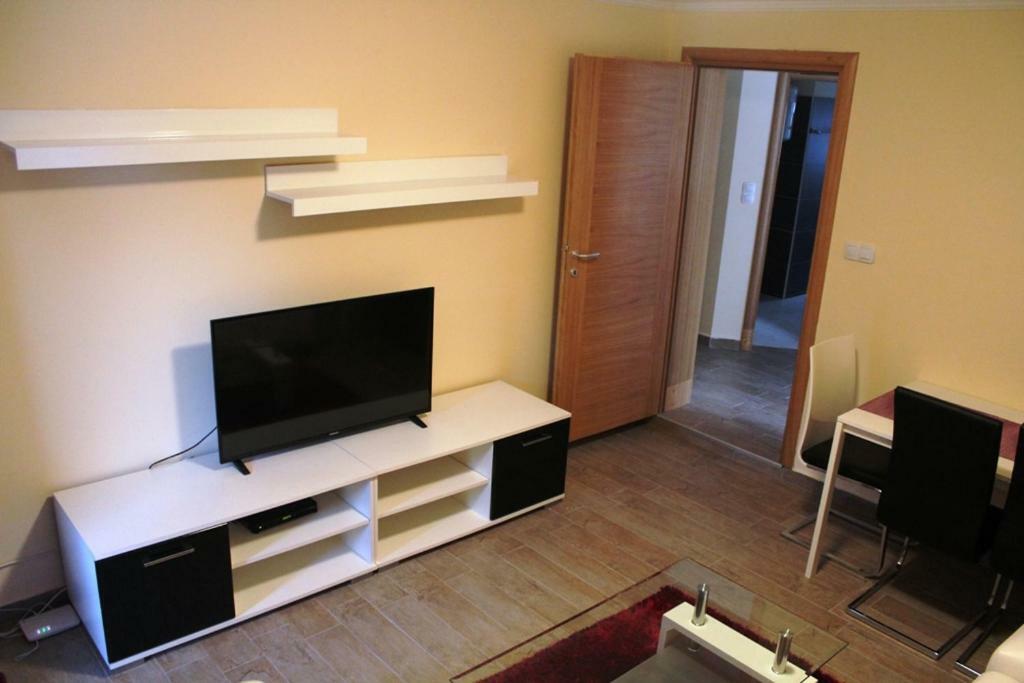 Apartment Sax Jezera Exterior foto